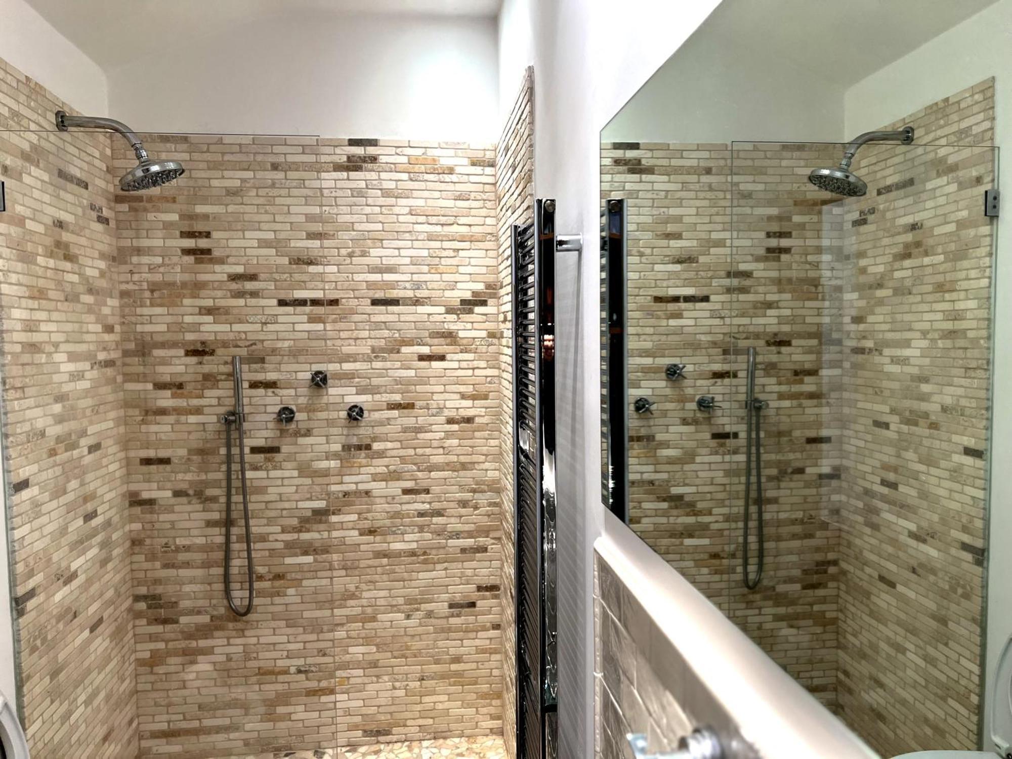 סיינה Villa Liberty Townhouse מראה חיצוני תמונה