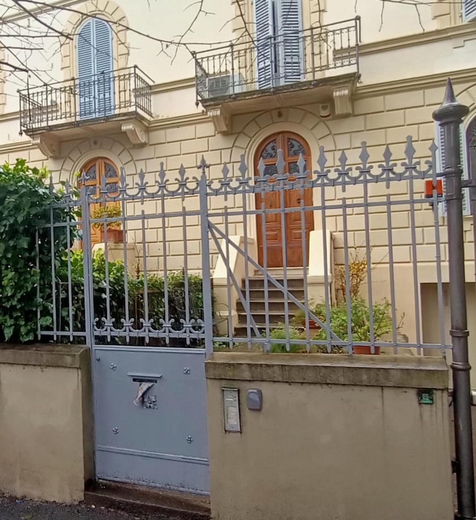 סיינה Villa Liberty Townhouse מראה חיצוני תמונה